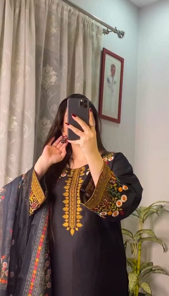 Black Traditional Embroidered 3-Piece Set