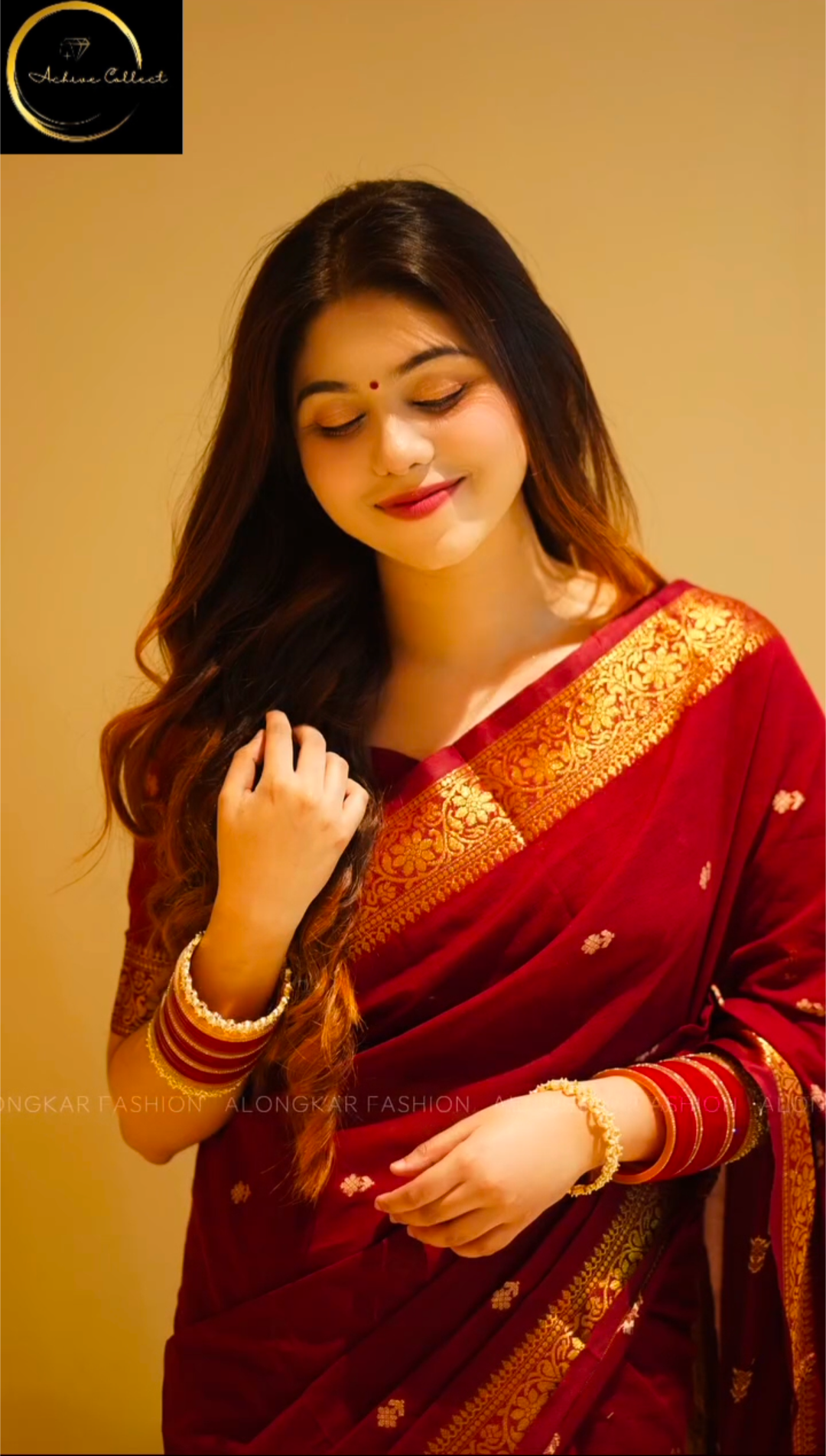 Maroon Saree with Golden Border + ব্লাউজ পিস - Image 2