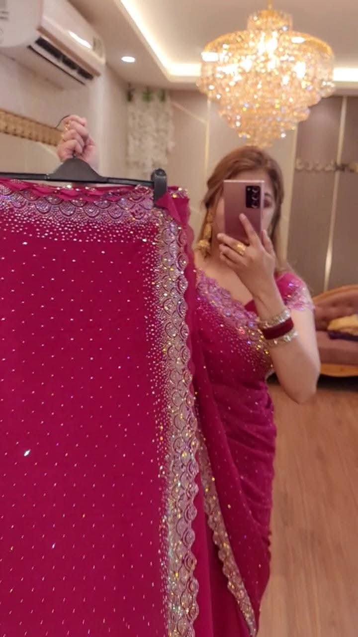 White Gold ইন্ডিয়ান জর্জেট শাড়ি – ব্লাউজ পিসসহ - Image 6