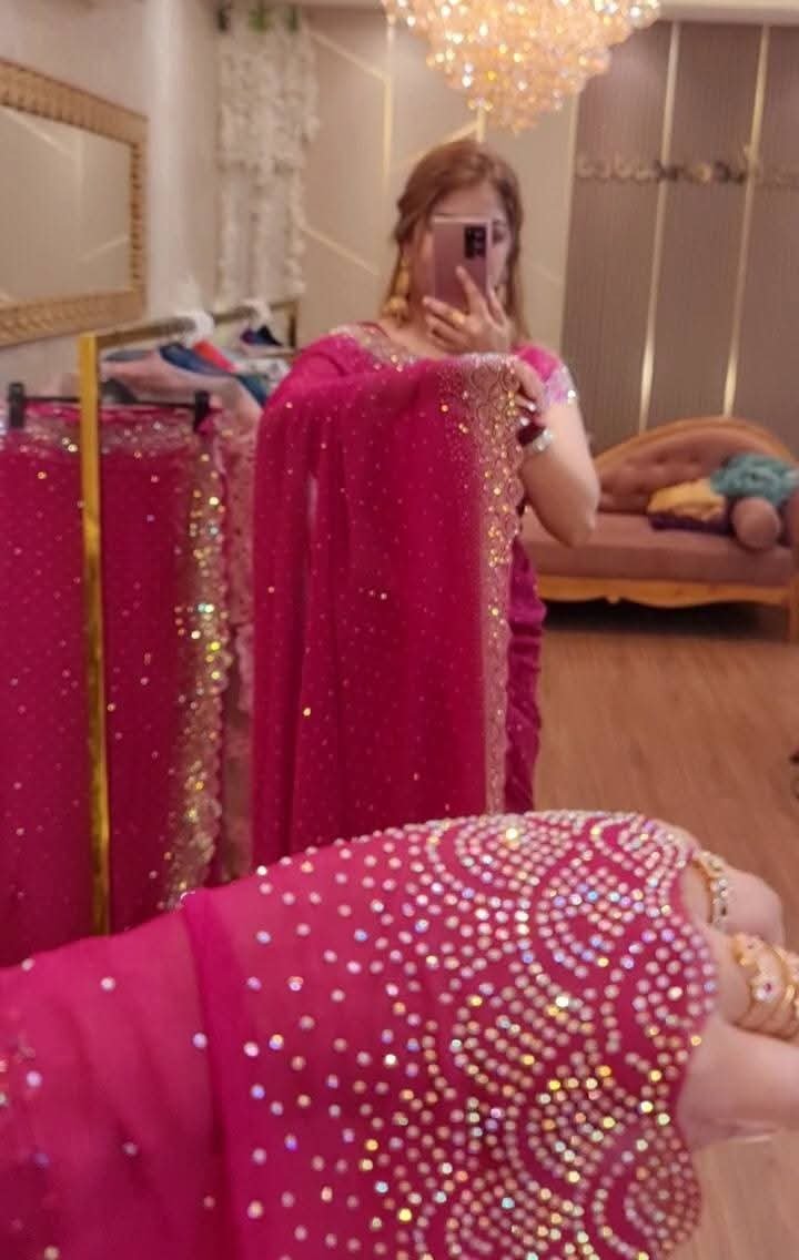 White Gold ইন্ডিয়ান জর্জেট শাড়ি – ব্লাউজ পিসসহ - Image 7