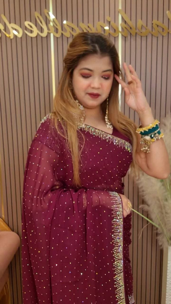 White Gold ইন্ডিয়ান জর্জেট শাড়ি – ব্লাউজ পিসসহ (R) - Image 5