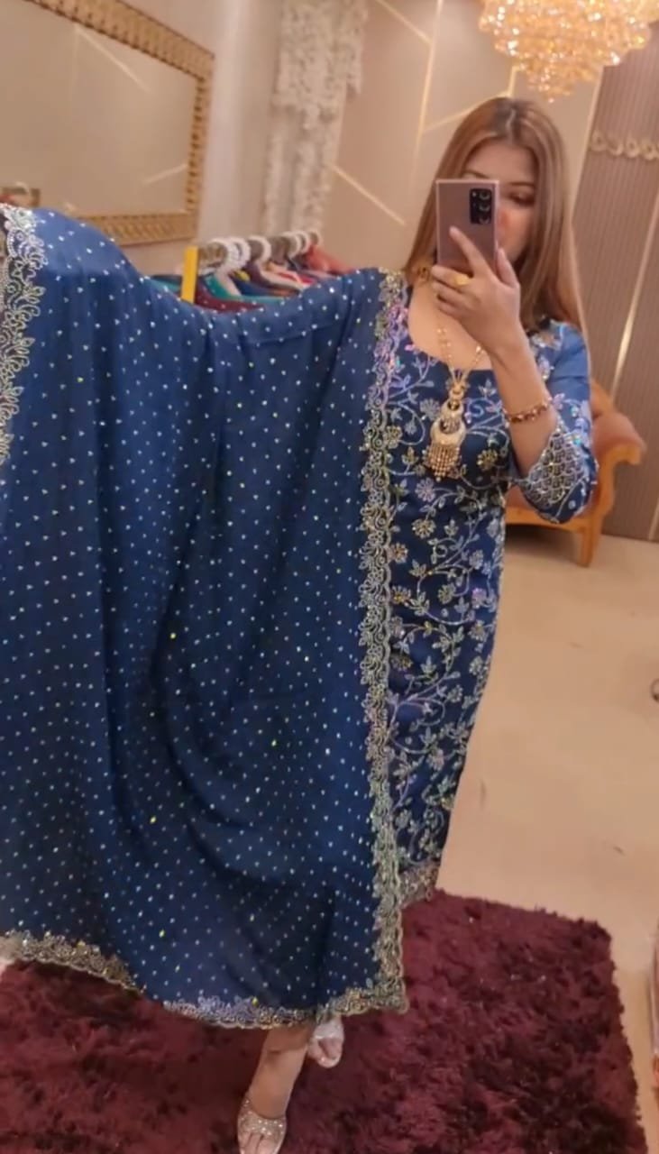 White Gold Indian Jorget Unstitch Dress with Inner - Image 2